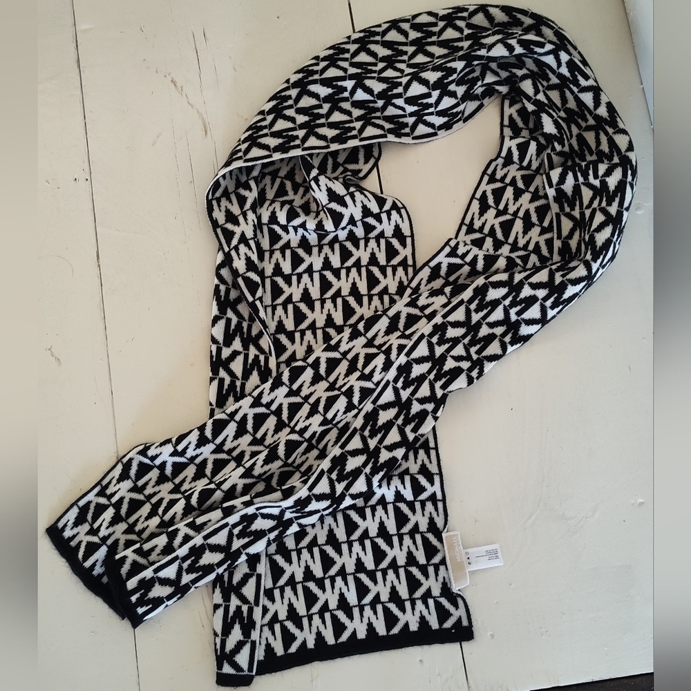 Michael Kors Reversible Scarf | Black White MK Logo Print | Knit Sweater